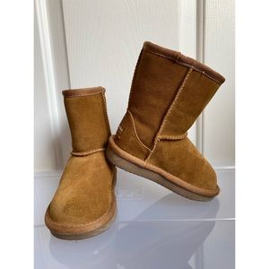 Toddler Koolaburra by UGG Boot Size 6